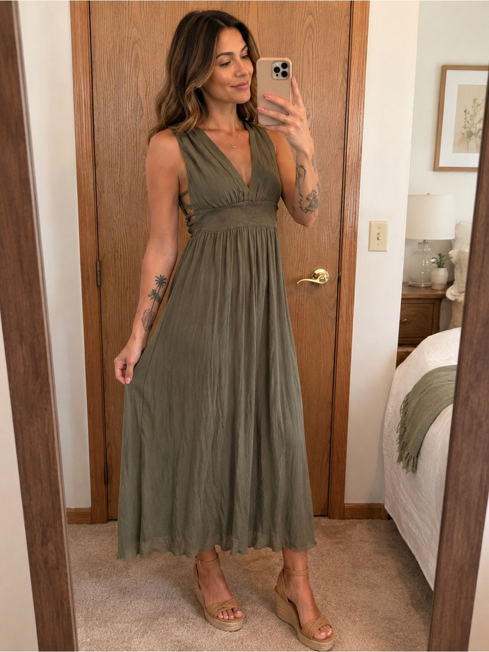 Just Found Empire Waist V-Neck
Maxi Dress NWT Sz Small